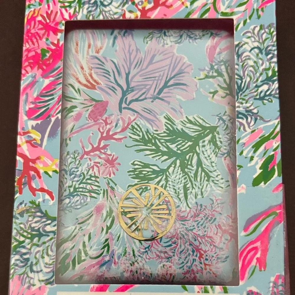 Lilly Pulitzer Floral Portable Wireless Charger